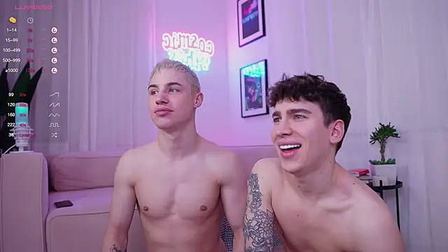 Snapshot of Evan__White_ chatting on 02-09-25, 04:50 Evan  White  online show from 02-09-25, 04:50