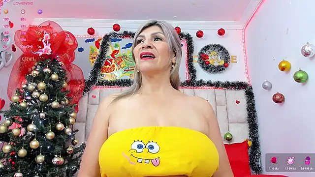 Snapshot of Celeste_Lincon chatting on 12-03-25, 01:02 Celeste Lincon online show from 12-03-25, 01:02