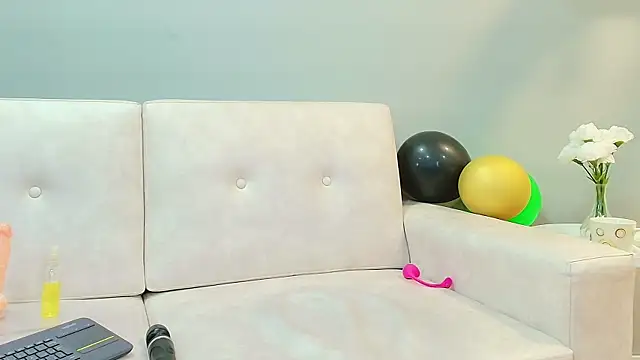 Savvanahh online show from 03-15-25, 05:59