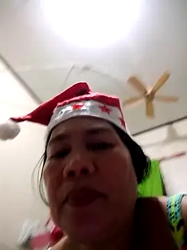 Snapshot of Sofiafuckbabes chatting on 12-24-24, 10:22 Sofiafuckbabes online show from 12-24-24, 10:22