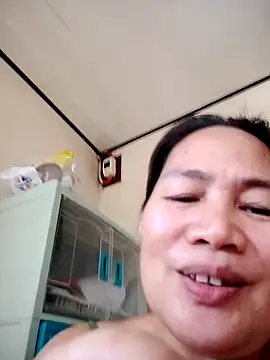 Snapshot of Sofiafuckbabes chatting on 02-14-25, 03:33 Sofiafuckbabes online show from 02-14-25, 03:33