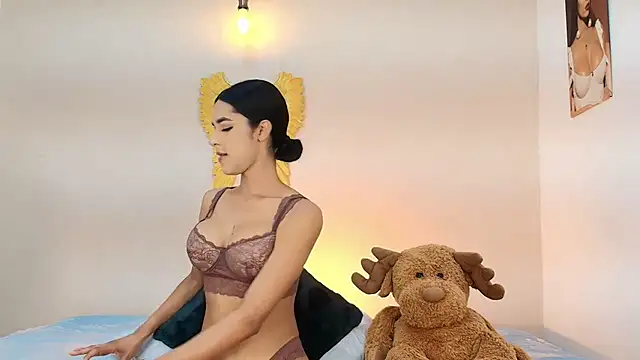 salome Collins 1 online show from 04-16-26, 09:04