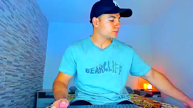 nicolas herrera online show from 03-03-25, 01:42