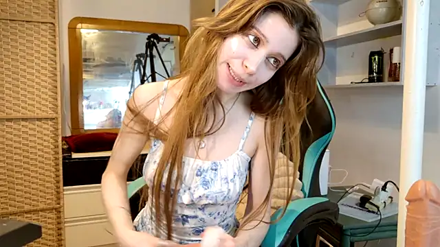 Miaelis online show from 04-24-26, 04:09