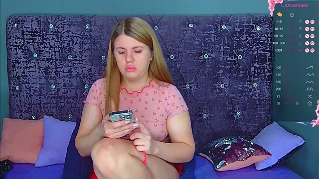 NoraBigAss online show from 01-13-26, 01:55