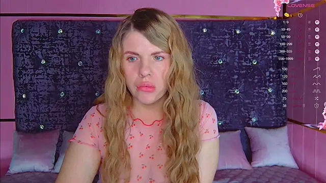 NoraBigAss online show from 04-09-26, 03:28