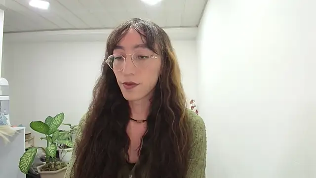 Snapshot of NicoleCortez chatting on 01-24-25, 11:23 NicoleCortez online show from 01-24-25, 11:23