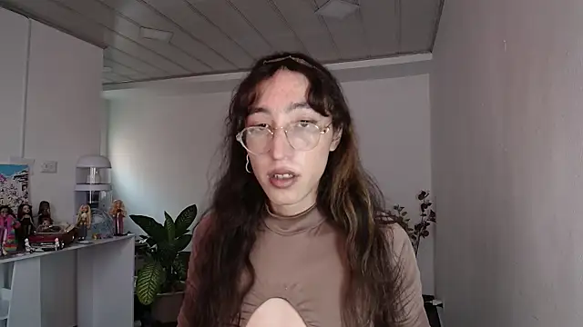 Snapshot of NicoleCortez chatting on 03-02-25, 09:22 NicoleCortez online show from 03-02-25, 09:22