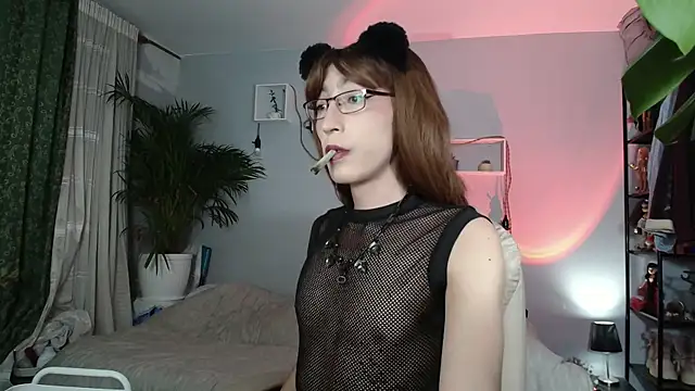 Snapshot of NicoleCortez chatting on 10-03-25, 01:35 NicoleCortez online show from 10-03-25, 01:35