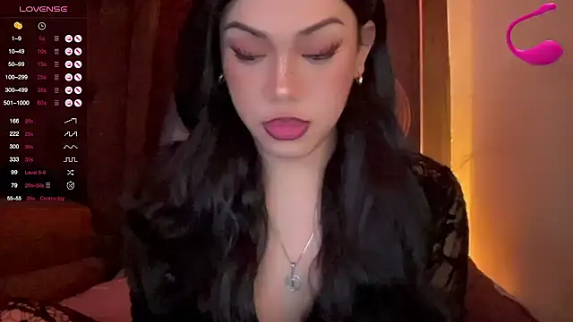 Snapshot of madam_agnes1 chatting on 09-23-25, 04:32 madam agnes1 online show from 09-23-25, 04:32