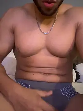 pimentfort77 online show from 12-10-24, 07:26