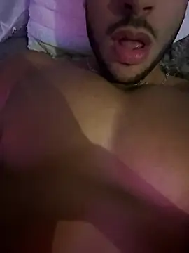 pimentfort77 online show from 02-18-25, 10:58