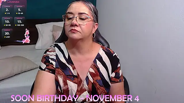 scaelettdubois online show from 11-05-25, 01:49