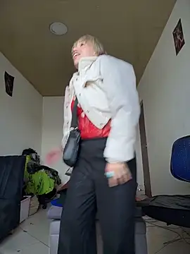 sexymarilyncolombia online show from 04-12-26, 01:16