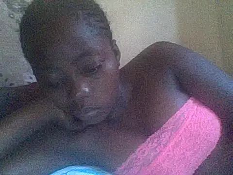 Snapshot of sexygrace1 chatting on 01-11-25, 04:59 sexygrace1 online show from 01-11-25, 04:59