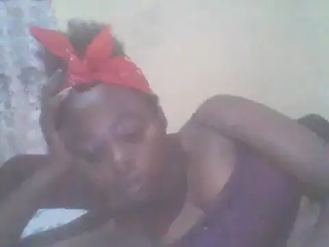 Snapshot of sexygrace1 chatting on 02-11-25, 04:01 sexygrace1 online show from 02-11-25, 04:01