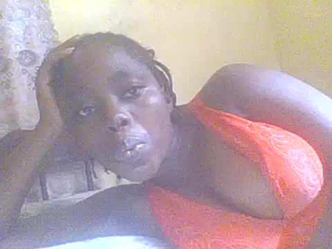 Snapshot of sexygrace1 chatting on 03-06-25, 06:19 sexygrace1 online show from 03-06-25, 06:19