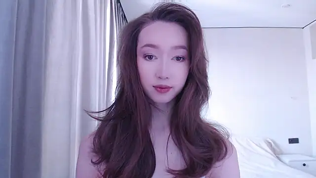 Snapshot of _luna_022 chatting on 12-23-24, 05:49 luna 022 online show from 12-23-24, 05:49
