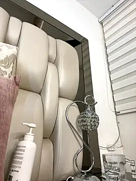 Snapshot of ALISSON_FOXXX1 chatting on 10-26-25, 12:55 ALISSON FOXXX1 online show from 10-26-25, 12:55