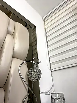 Snapshot of ALISSON_FOXXX1 chatting on 10-29-25, 10:55 ALISSON FOXXX1 online show from 10-29-25, 10:55