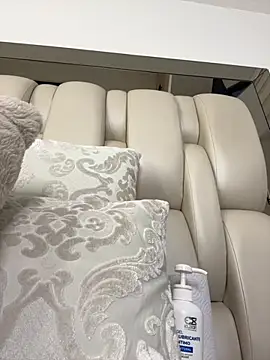 Snapshot of ALISSON_FOXXX1 chatting on 11-30-25, 12:53 ALISSON FOXXX1 online show from 11-30-25, 12:53