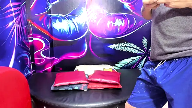 Snapshot of miacam-hot chatting on 10-29-25, 03:25 miacam-hot online show from 10-29-25, 03:25