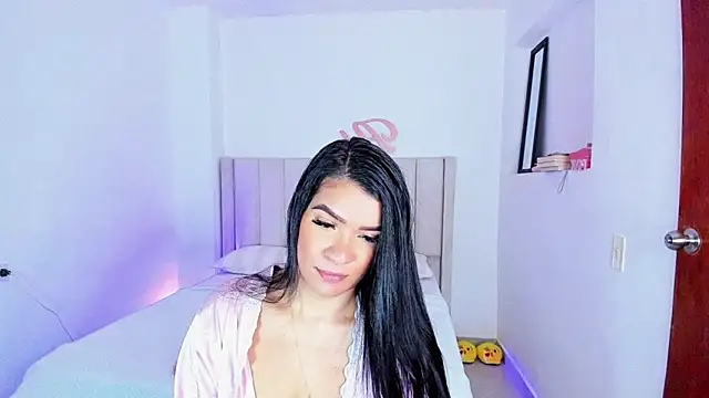 Snapshot of sheirysex_ chatting on 01-24-25, 04:27 sheirysex  online show from 01-24-25, 04:27