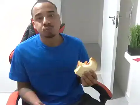 Juninho10c online show from 11-14-25, 03:38