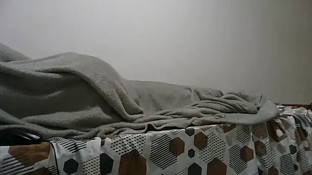 Snapshot of Juninho10c chatting on 12-18-25, 04:07 Juninho10c online show from 12-18-25, 04:07