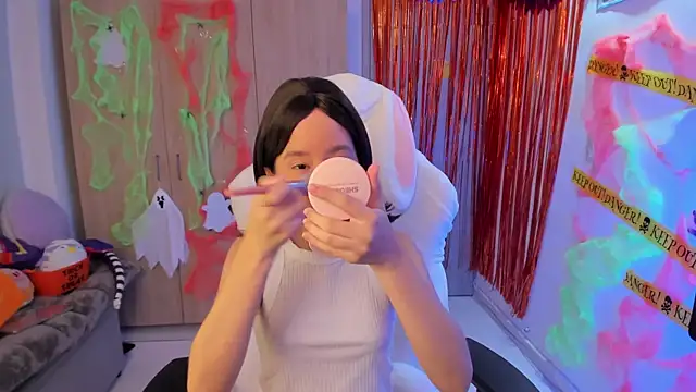 Anto herrera online show from 10-26-25, 04:24