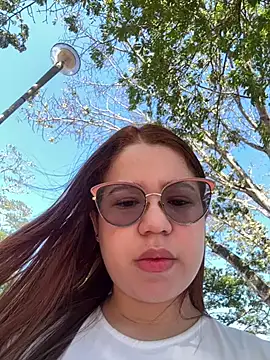 Lucyklein2022 online show from 01-22-25, 02:24