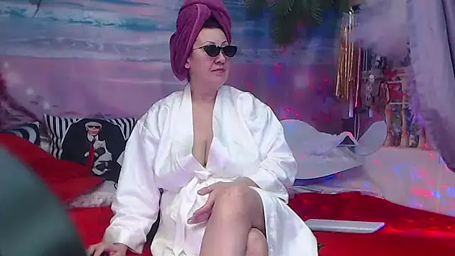 NightOrhideya online show from 11-19-25, 01:55