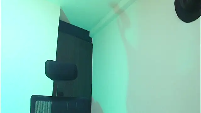 Snapshot of cowboyht chatting on 01-09-26, 05:21 cowboyht online show from 01-09-26, 05:21