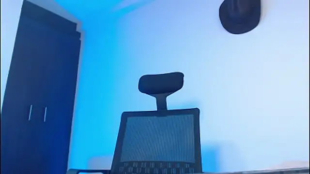 Snapshot of cowboyht chatting on 02-01-26, 03:16 cowboyht online show from 02-01-26, 03:16