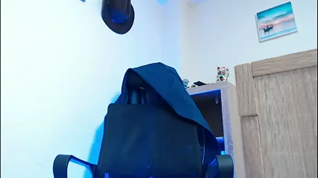 Snapshot of cowboyht chatting on 02-07-26, 02:48 cowboyht online show from 02-07-26, 02:48