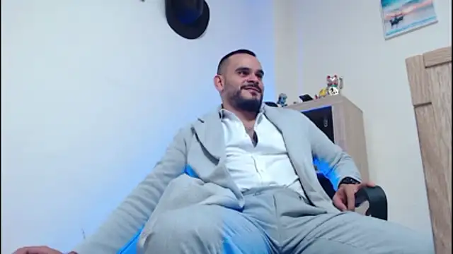 Snapshot of cowboyht chatting on 02-08-26, 03:43 cowboyht online show from 02-08-26, 03:43