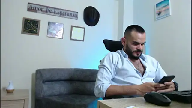 Snapshot of cowboyht chatting on 03-16-26, 07:34 cowboyht online show from 03-16-26, 07:34