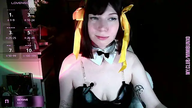 Snapshot of freya_sunny chatting on 06-16-26, 05:10 freya sunny online show from 06-16-26, 05:10