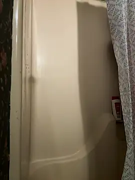 Snapshot of brettsworld1 chatting on 02-11-26, 06:46 brettsworld1 online show from 02-11-26, 06:46