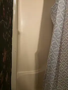 Snapshot of brettsworld1 chatting on 03-16-26, 05:17 brettsworld1 online show from 03-16-26, 05:17