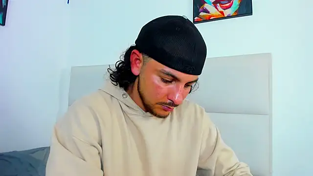 tuyo1995 online show from 01-05-26, 05:27