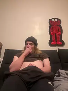 Snapshot of trippyski chatting on 01-03-25, 11:57 trippyski online show from 01-03-25, 11:57