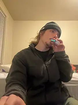 Snapshot of trippyski chatting on 02-02-25, 11:51 trippyski online show from 02-02-25, 11:51