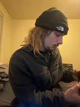 Snapshot of trippyski chatting on 02-13-25, 01:29 trippyski online show from 02-13-25, 01:29