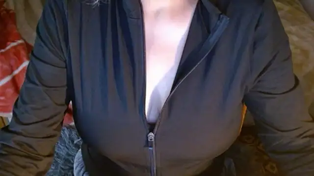 Snapshot of MysteryLadyxXx chatting on 05-11-26, 06:52 MysteryLadyxXx online show from 05-11-26, 06:52