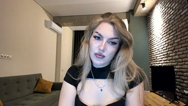 fifteenpoem online show from 06-03-26, 02:25