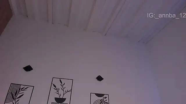 annie barozzi online show from 04-04-26, 09:45