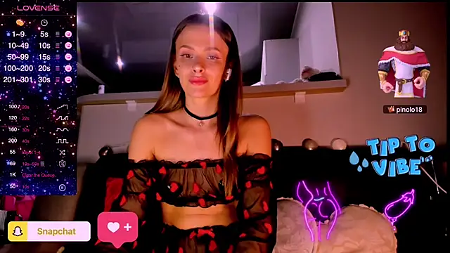 Snapshot of madina_taher chatting on 02-06-25, 01:49 madina taher online show from 02-06-25, 01:49