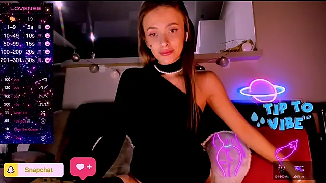 Snapshot of madina_taher chatting on 02-10-25, 08:31 madina taher online show from 02-10-25, 08:31