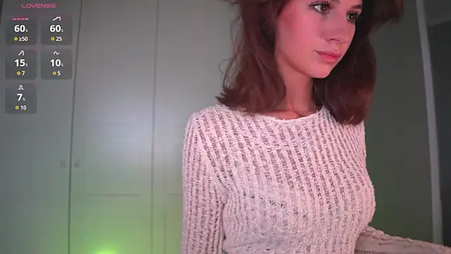 Snapshot of -JuicyMolly- chatting on 09-18-25, 02:08 -JuicyMolly- online show from 09-18-25, 02:08